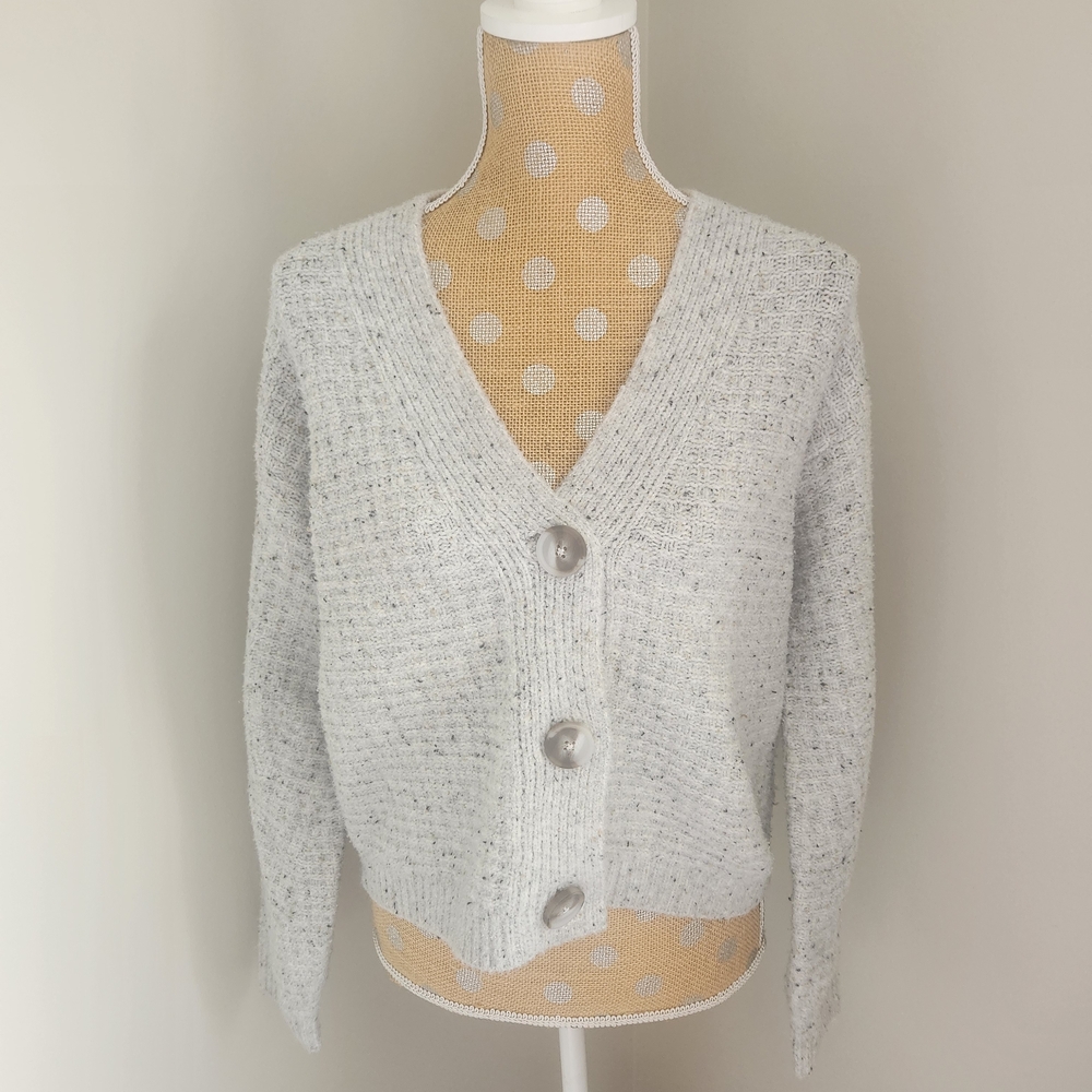 Universal Thread Light Gray Cardigan Sweater